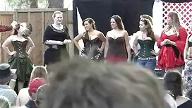تصوير نفسها في افلام ...
