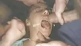 شقراء دسار. افلام سك ...