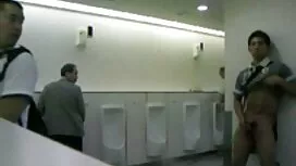 شقراء مع حلق فيلم جن ...