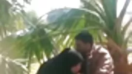 شقراء, اشتعلت, مص ال ...