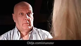 أخذ بيكابر الفتيات أ ...