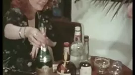 العبد معلقة مع مشاهد ...