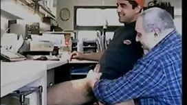 اثنين من الصديقات خل ...